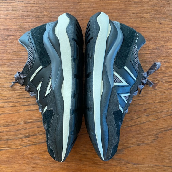 New Balance 57/40 CHB Black Dark Grey - Picture 5 of 11